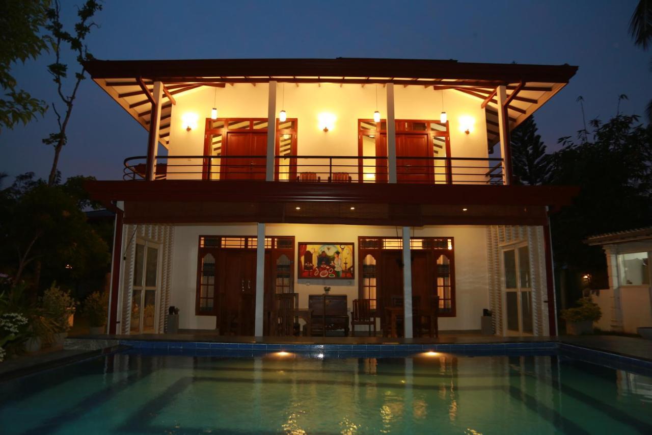 Villa A.SMS Induruwa Kültér fotó